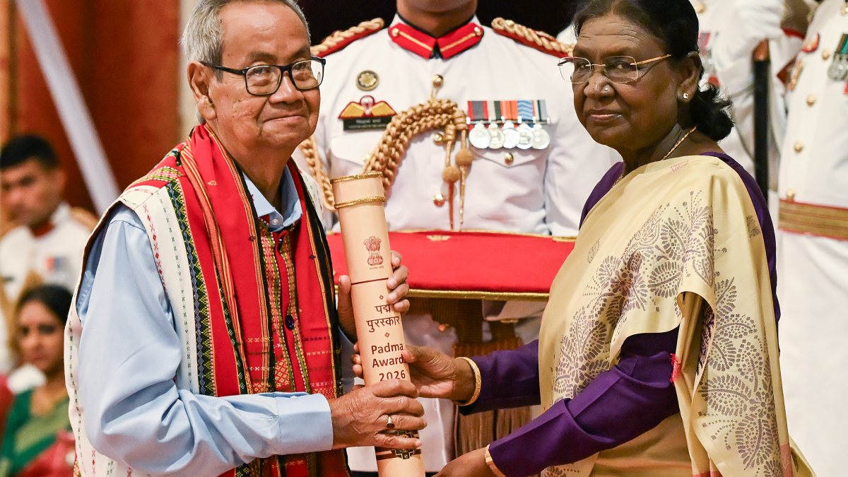 President Murmu confers Padma Shri to Naresh Chandra Dev Varma