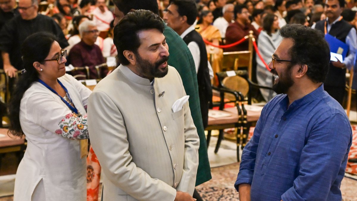 Padma Bhushan awardee Malayalam cinema legend Mammootty interacts with CPI (M)…