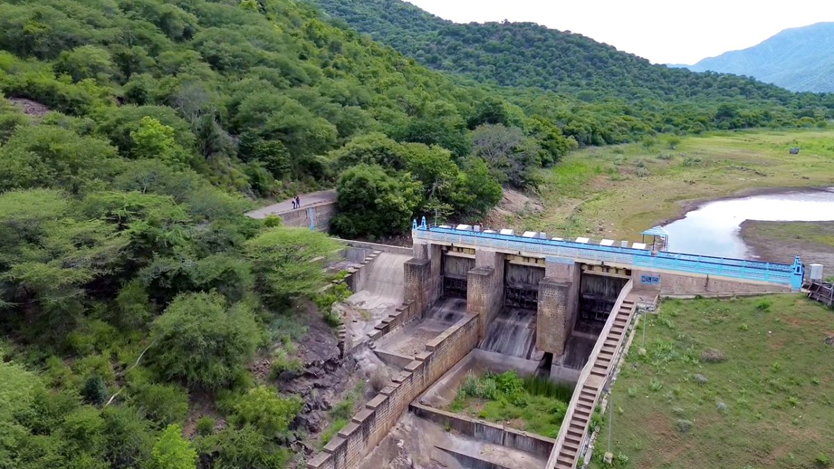 Aerial view of Sathiyar Dam amid water shortage in Madurai