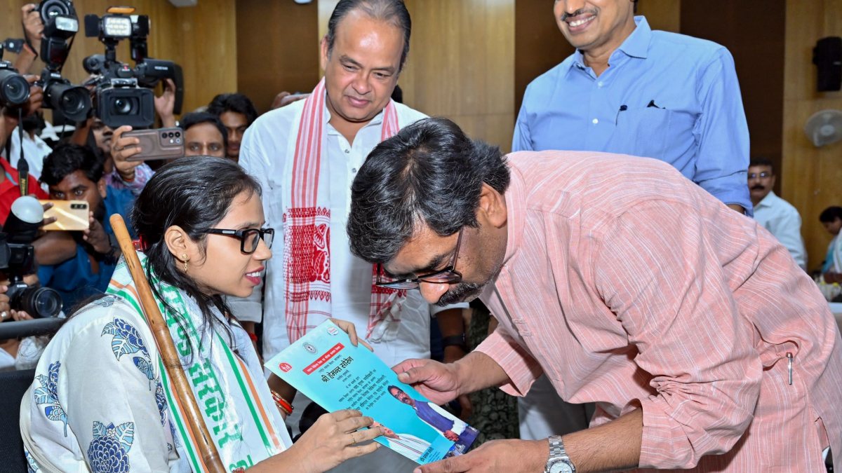 Hemant Soren hands appointment letters to health officials in Ranchi
