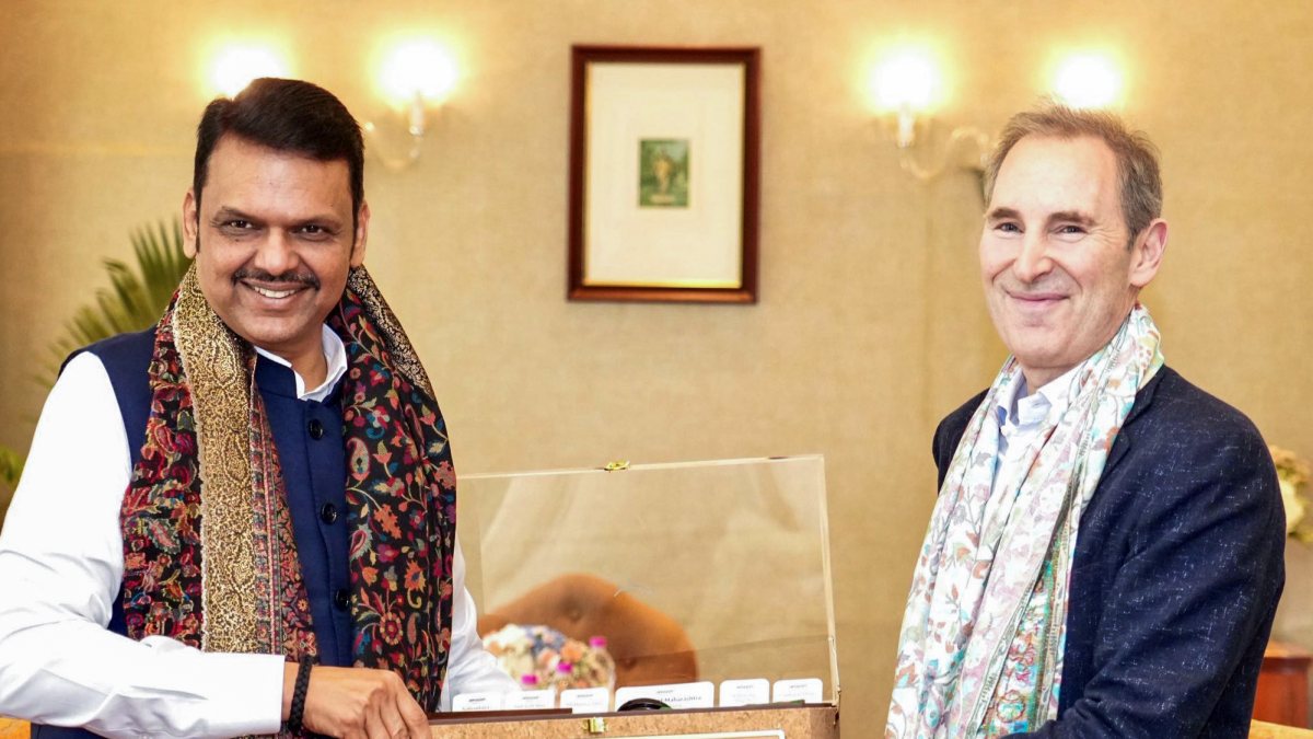 Maharashtra CM Fadnavis meets Amazon CEO Andy Jassy in Mumbai