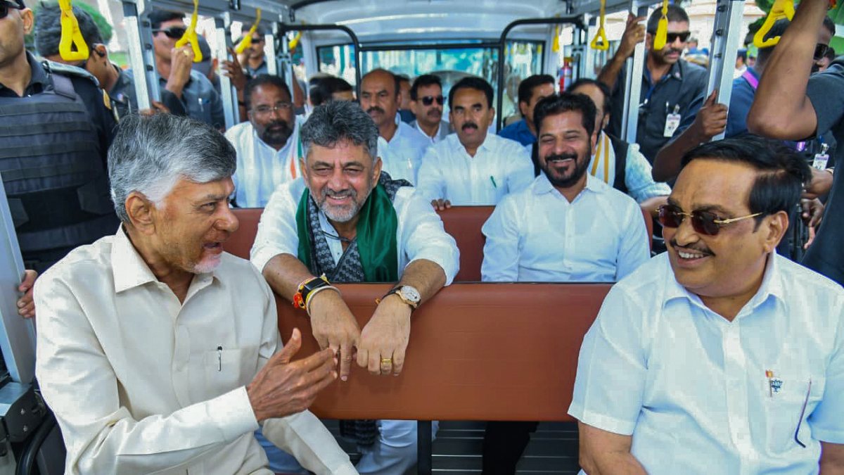 Karnataka CM Shivakumar, others inaugurate 33 spillway gates at Tungabhadra Dam