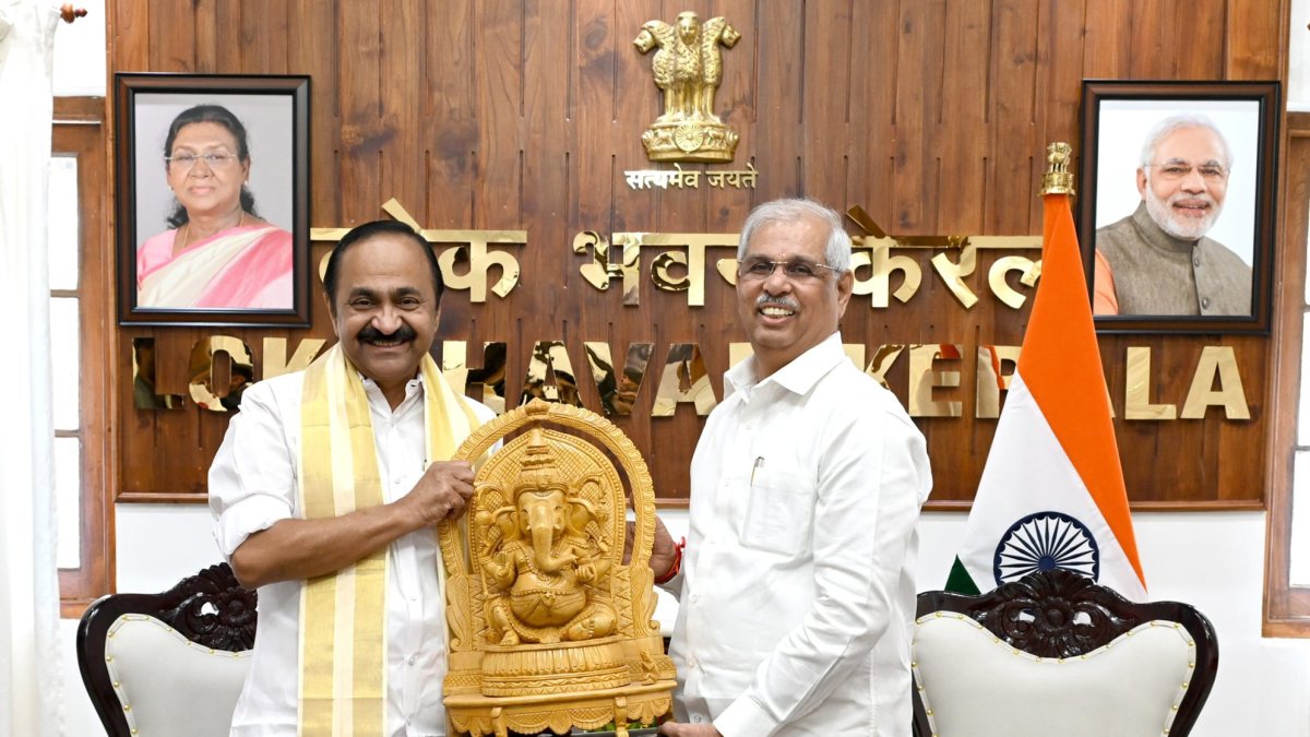 Kerala Chief Minister VD Satheesan calls on Kerala Governor Rajendra Vishwanath…