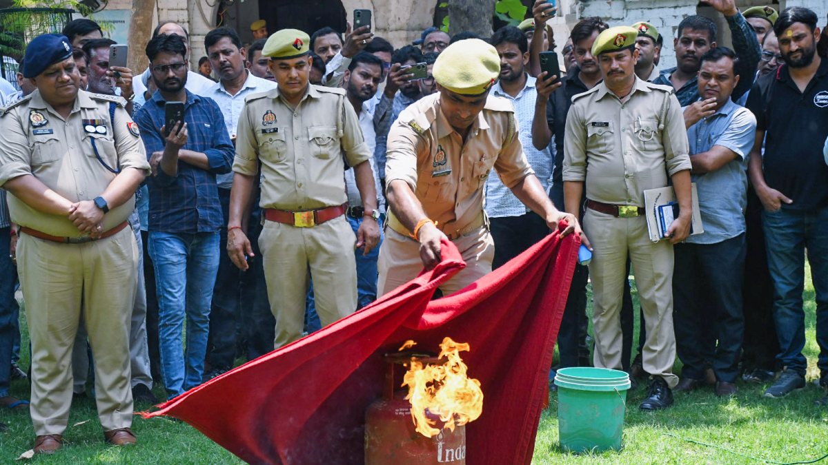 Civil Defence Corps demonstrate fire elimination in Kanpur workshop