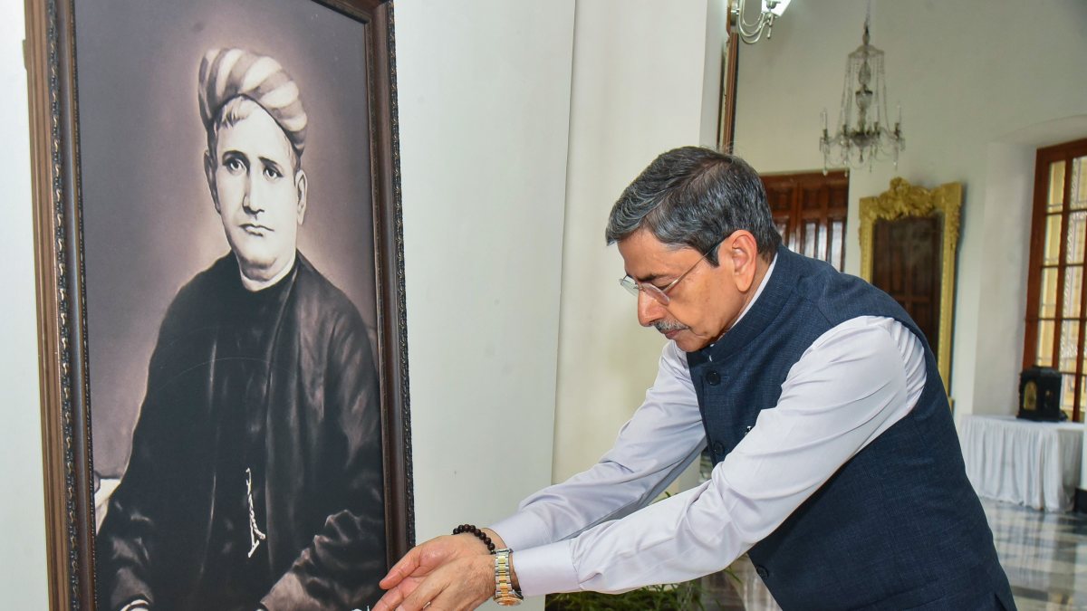 West Bengal governor pays tribute to Bankim Chandra Chattopadhyay