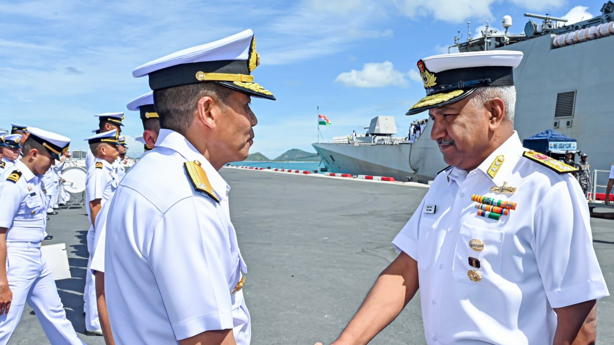 Indian naval ships arrive in Thailand for port call