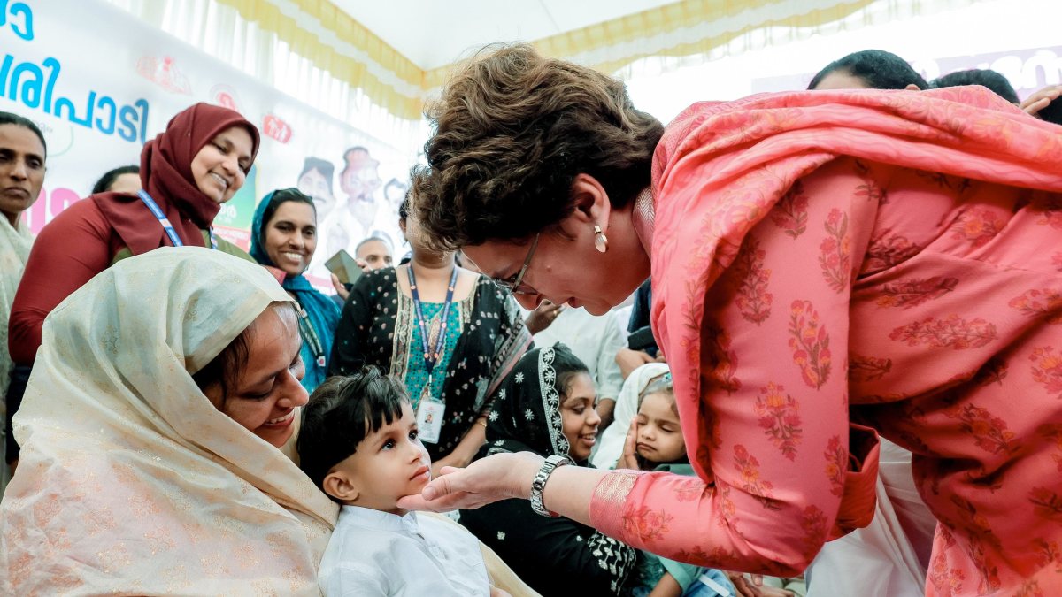 Priyanka Gandhi administers polio drops to child in Wayanad