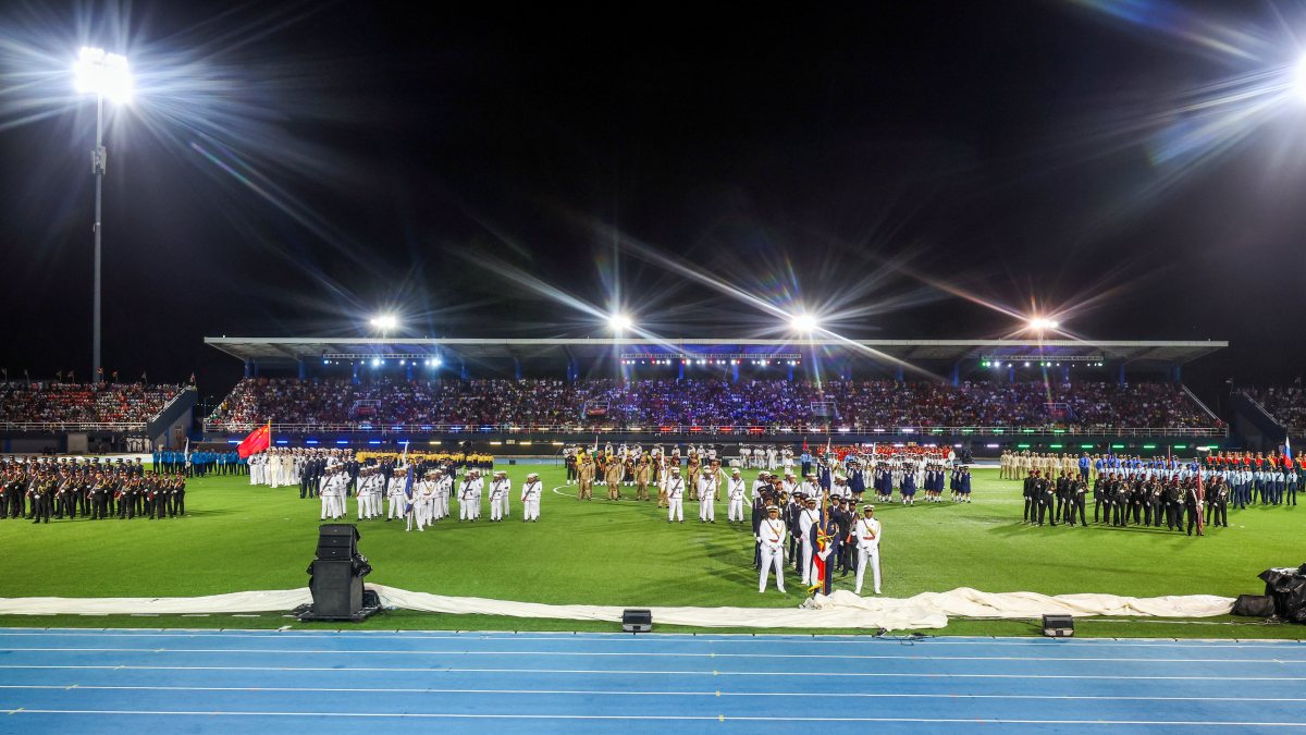 Modi witnesses Seychelles National Day parade in Victoria