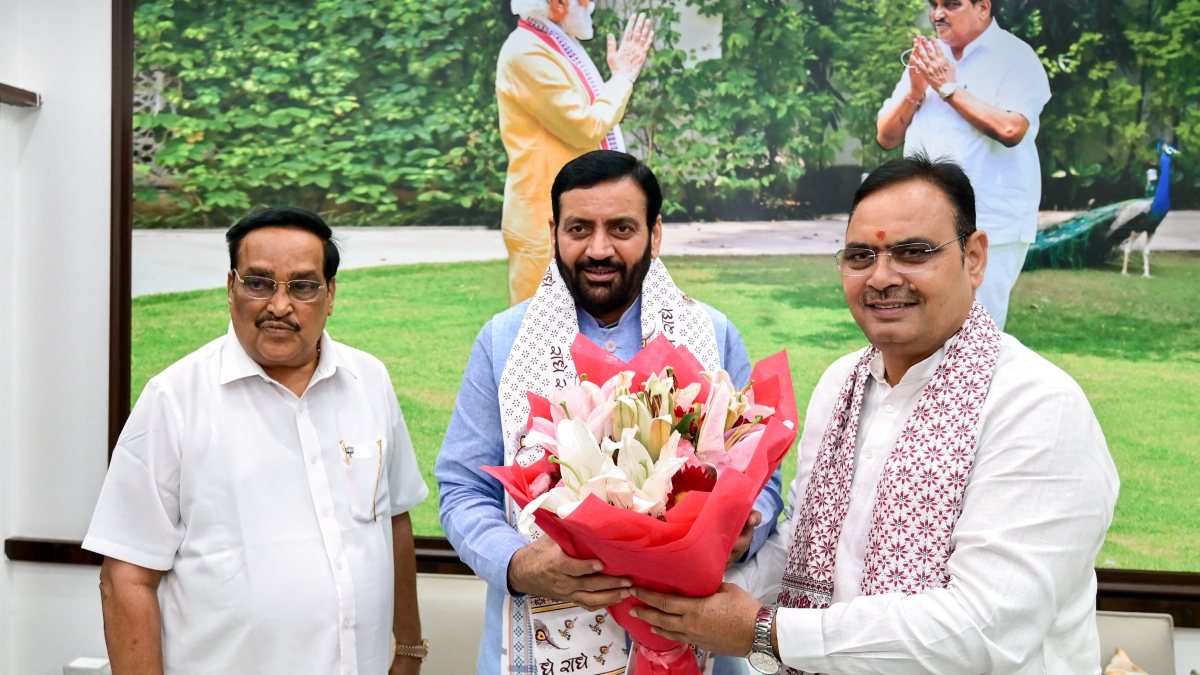 Rajasthan CM meets Haryana CM in New Delhi