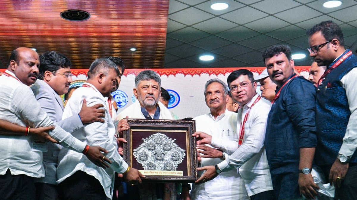 Karnataka CM Shivakumar felicitated by power corporation employees union