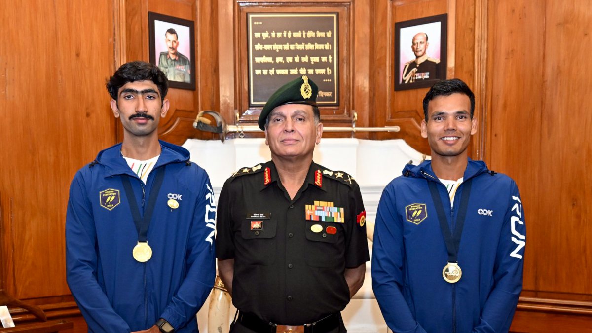 General Dhiraj Seth honours Army rowers for historic World Rowing Cup gold