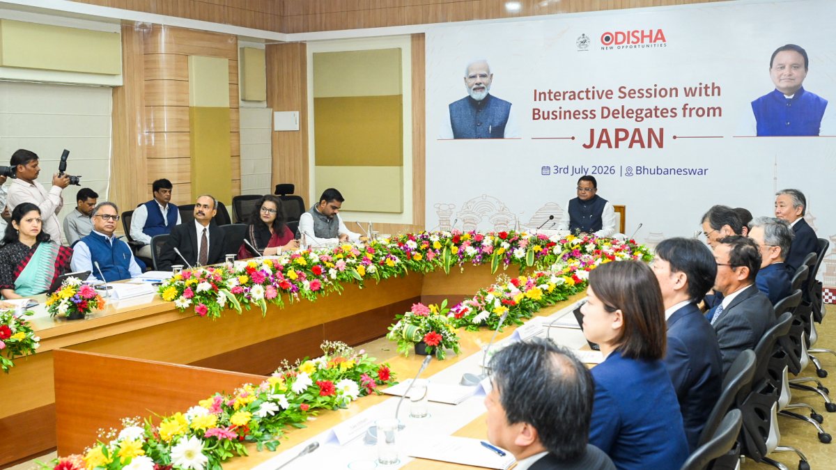 Odisha CM meets Japanese business delegates in Bhubaneswar
