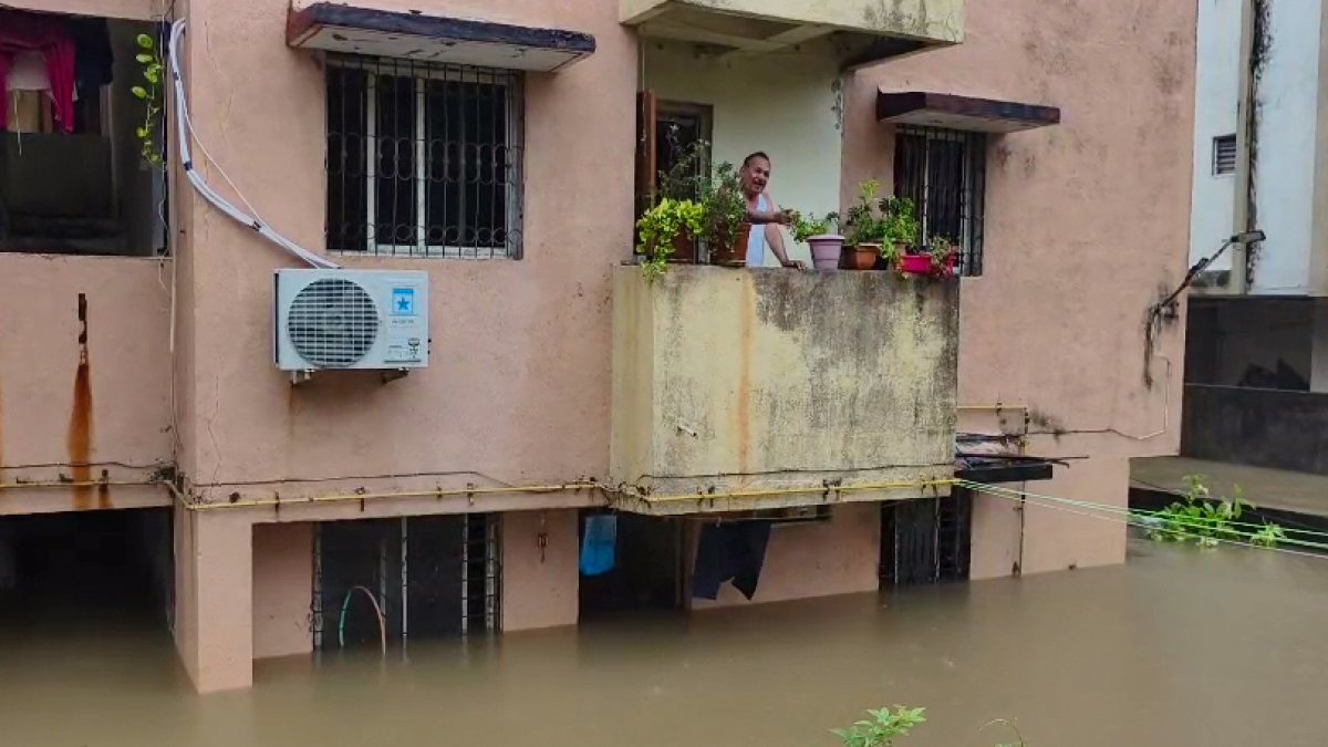 Heavy rain waterlogs house in Gujarat's Valsad