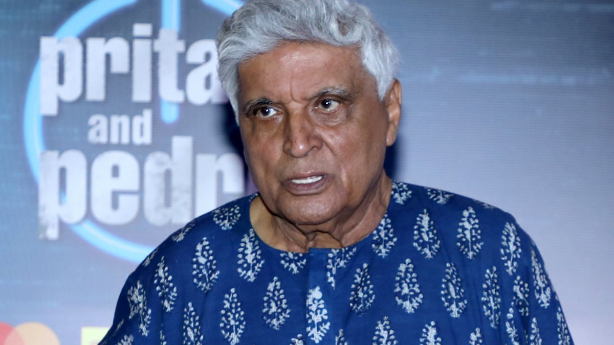 Javed Akhtar poses at 'Pritam & Pedro' screening in Mumbai