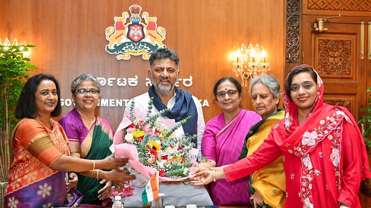 Karnataka Chief Minister DK Shivkumar meets Founder President of the Ubuntu…