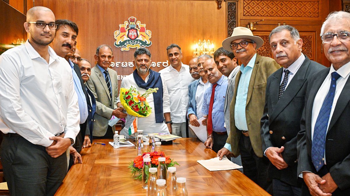 Karnataka CM Shivkumar meets Kodagu leaders, athletes in Bengaluru