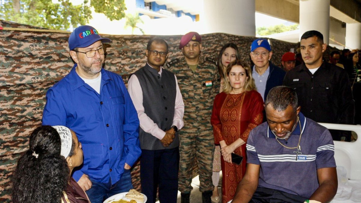Venezuela's foreign minister visits Indian Army field hospital