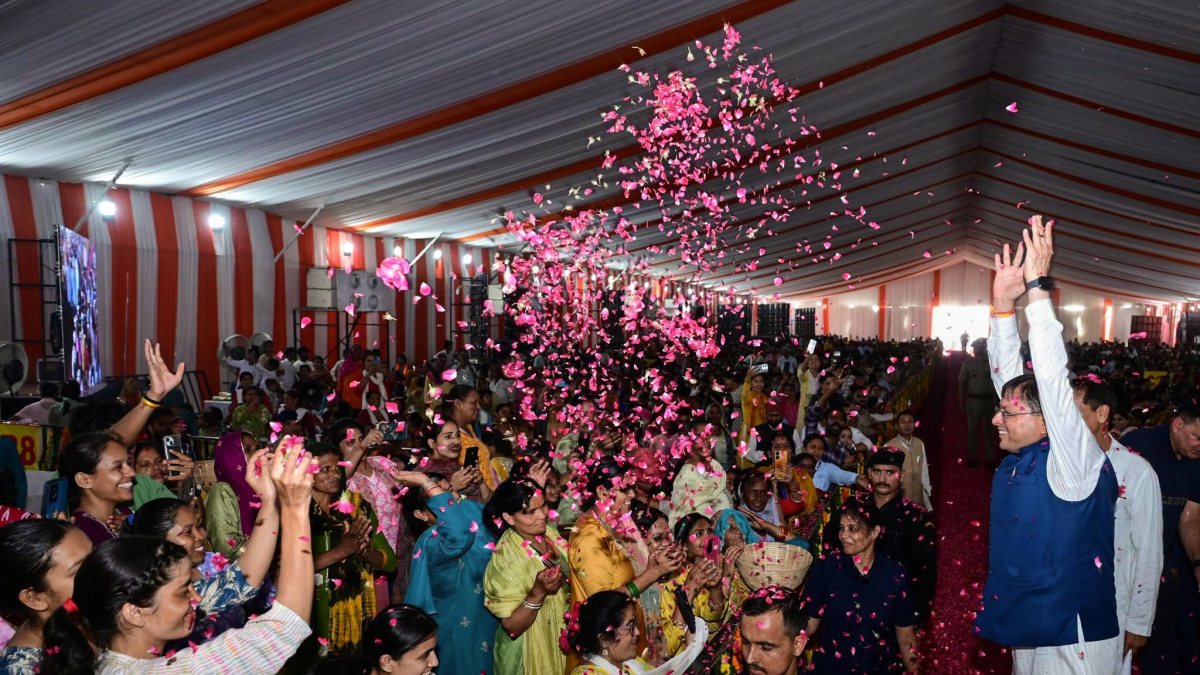 Uttarakhand CM Dhami showers flower petals during Seva Pakhwada event