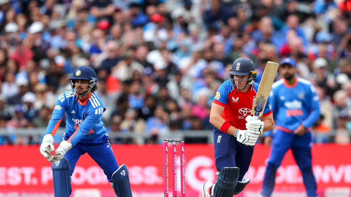 England's Jacob Bethell plays a shot in 2nd T20I against India