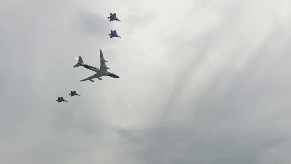 Renovated Air Force One leads military flyover for US 250th Independence Day