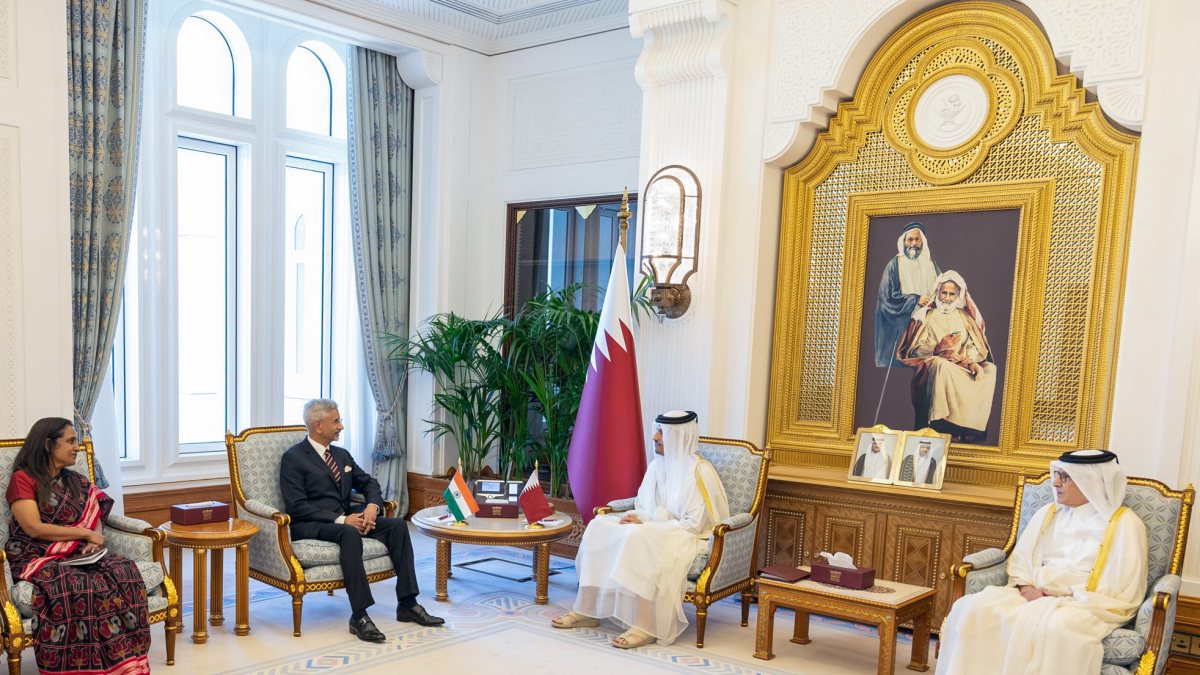 Jaishankar meets Qatar PM in Doha