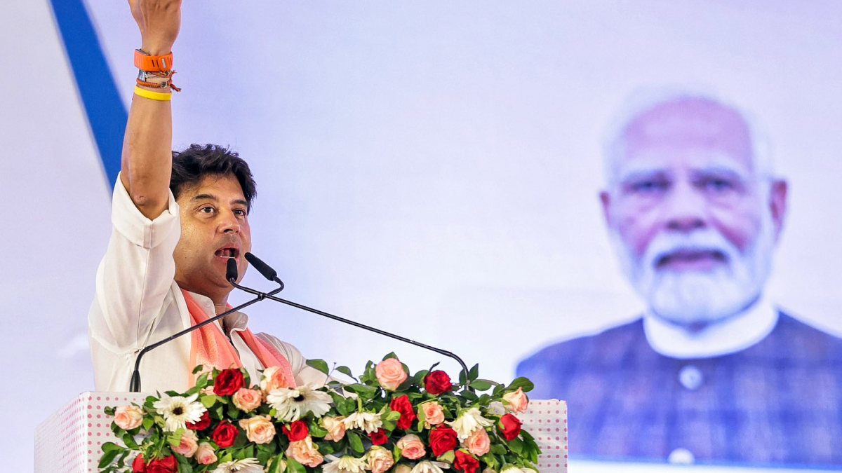 Scindia lays foundation for South Asia's largest private missile plant