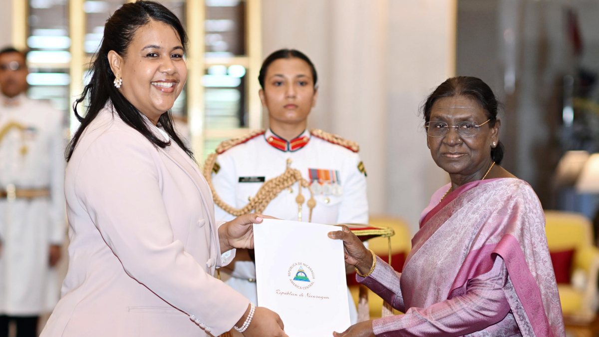 President Murmu receives Mozambique envoy's credentials