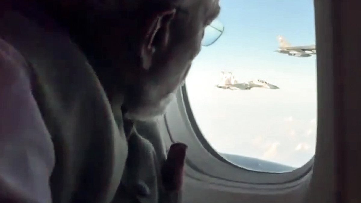 PM Modi receives ceremonial welcome from Indonesian fighter jets