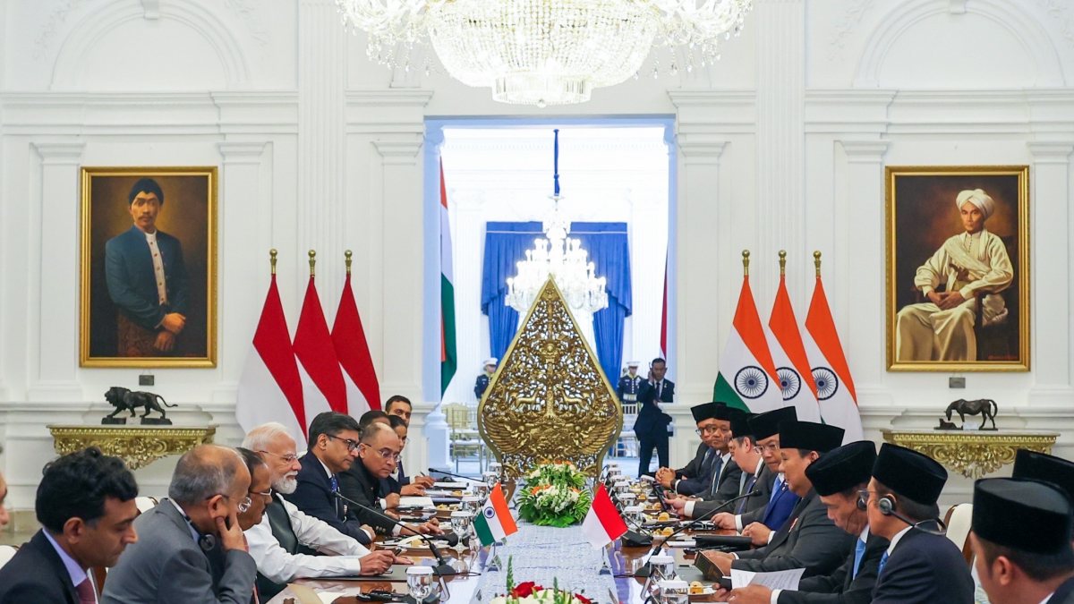 Modi holds delegation-level talks with Indonesian President Prabowo Subianto