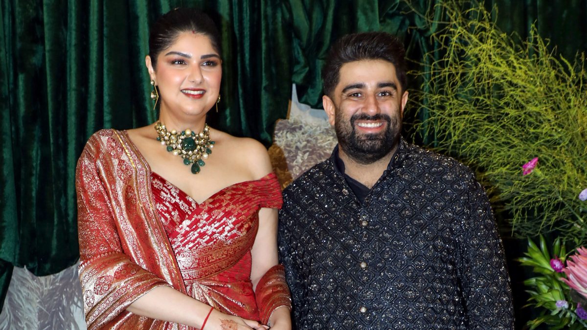 Anshula Kapoor and Rohan Thakkar at their wedding reception