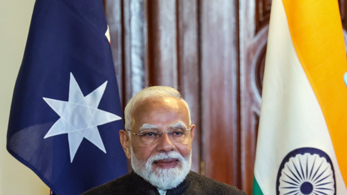 Modi speaks at joint press meet in Melbourne
