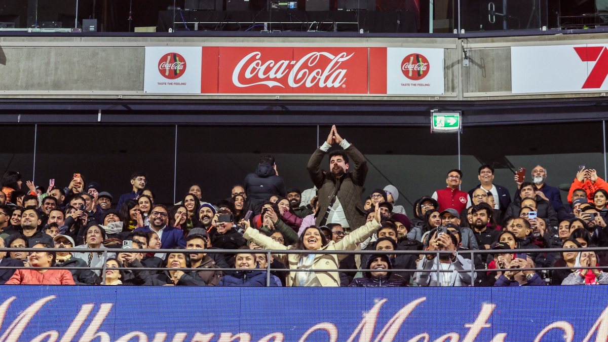 Indian community attends PM Modi's programme in Melbourne