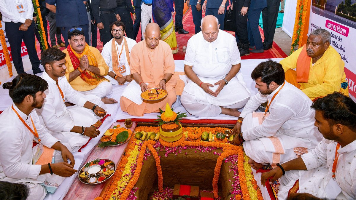 Uttar Pradesh CM Yogi Adityanath inaugurates 77 development projects in Basti