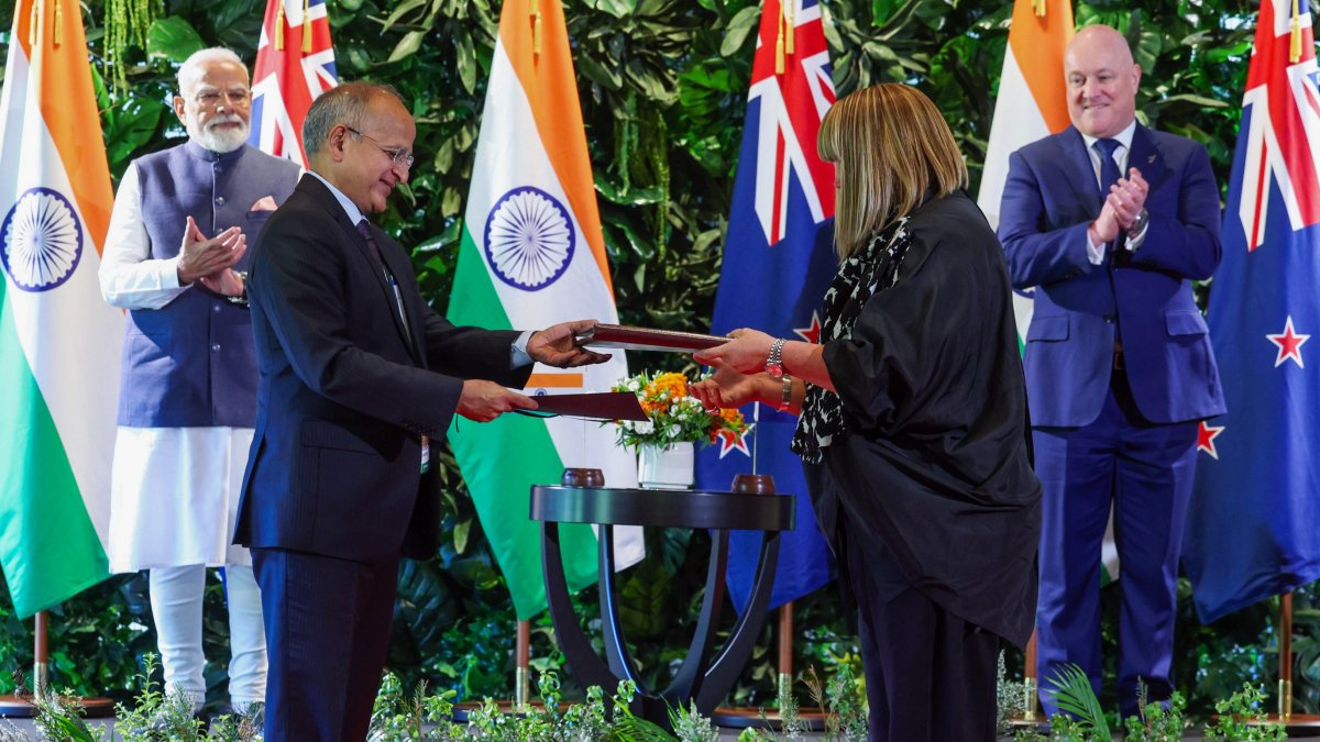 Modi and Luxon witness India-New Zealand MoU exchange in Auckland
