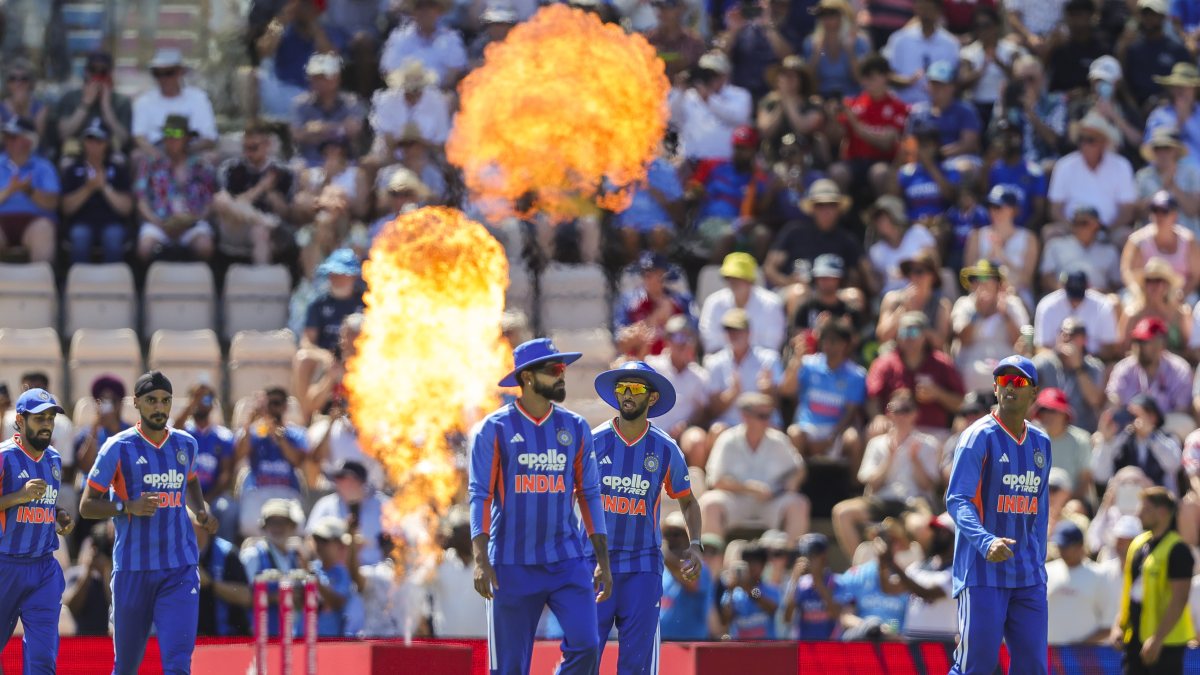Indian squad arrives at Rose Bowl for 5th T20I against England