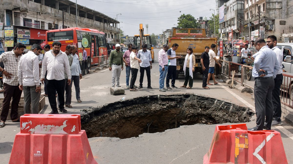 Large sinkhole opens on Surat BRTS corridor after bus gets trapped