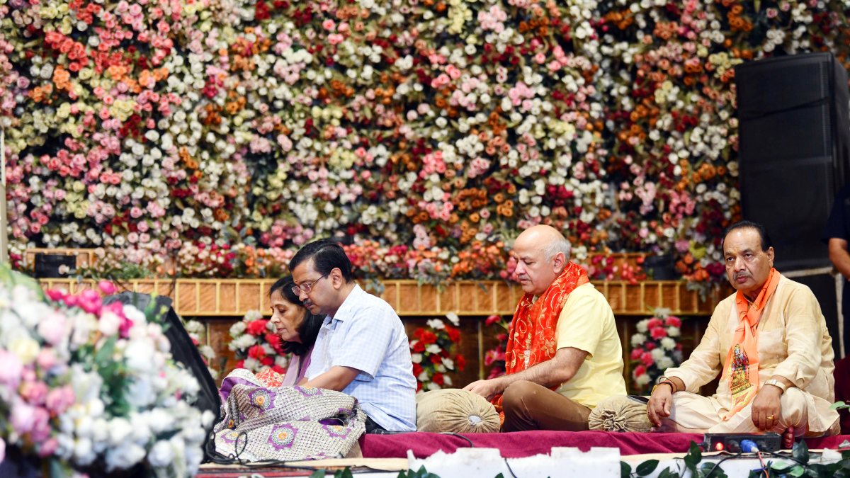 Arvind Kejriwal attends Sunderkand Path at Japanese Park in Delhi