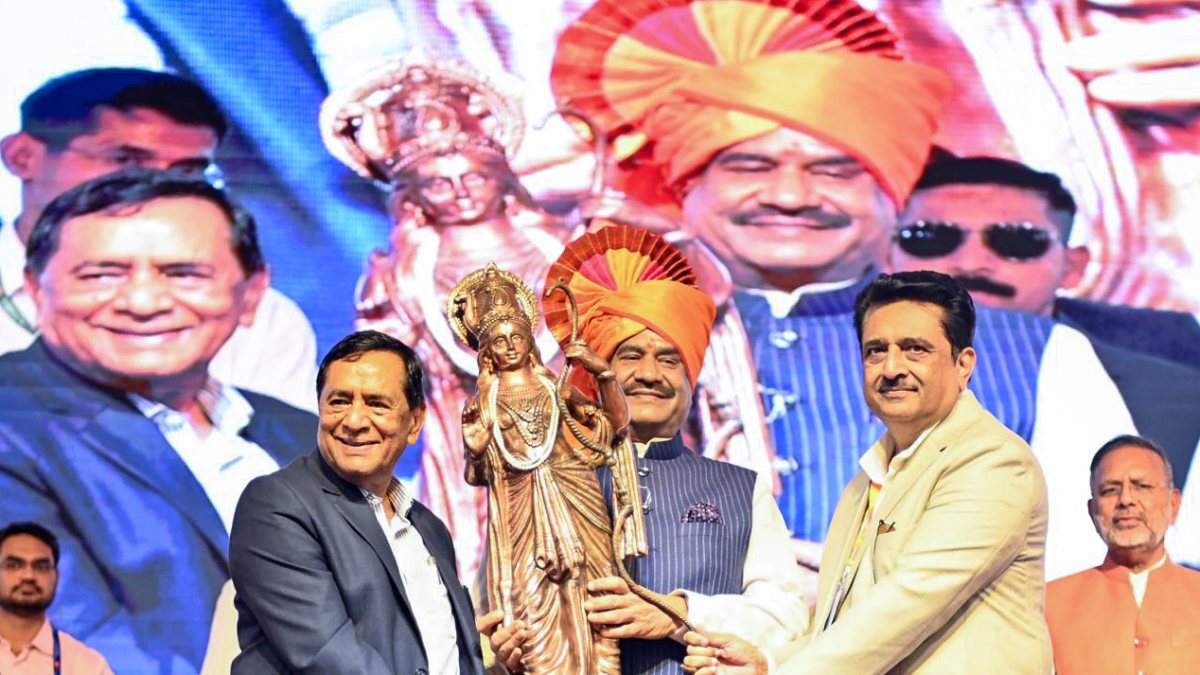 Om Birla inaugurates Ashoka Health City in Nashik