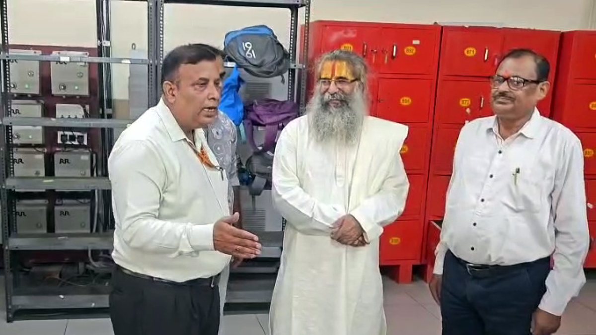 Mahant Dinendra Das inspects donation counter at Ram Temple