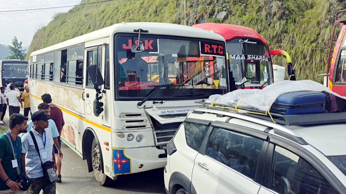 Joint rescue operation after buses, car collide on Jammu-Srinagar highway