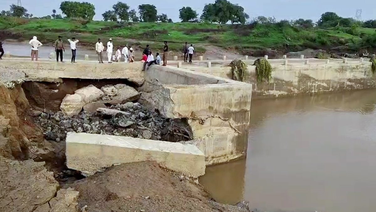Under-construction culvert damaged in Dewas due to heavy rain