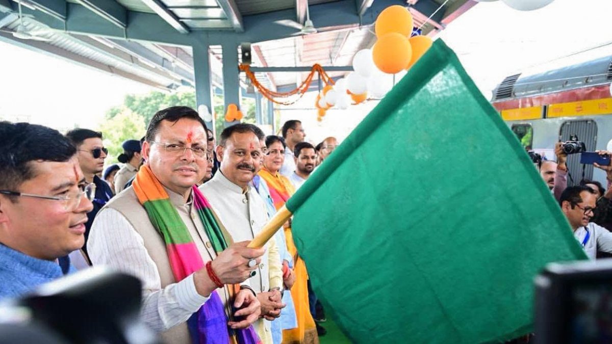 Uttarakhand CM flags off special pilgrimage train to Somnath