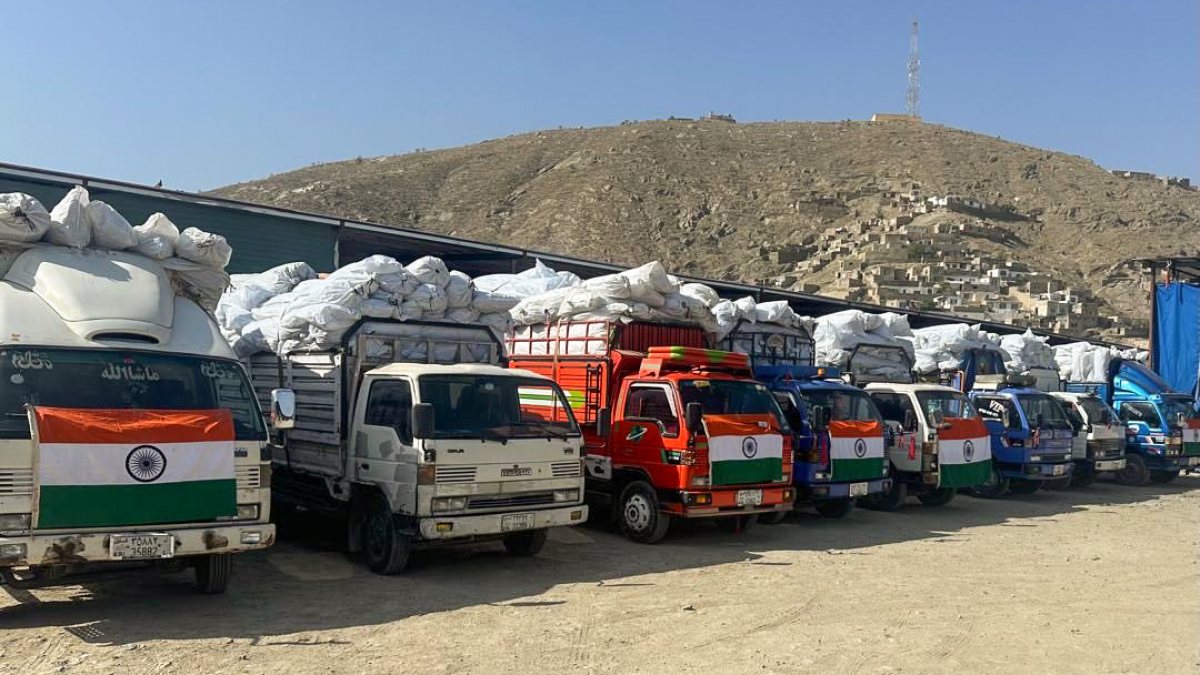 India hands over family tents to Afghan returnees in Kabul
