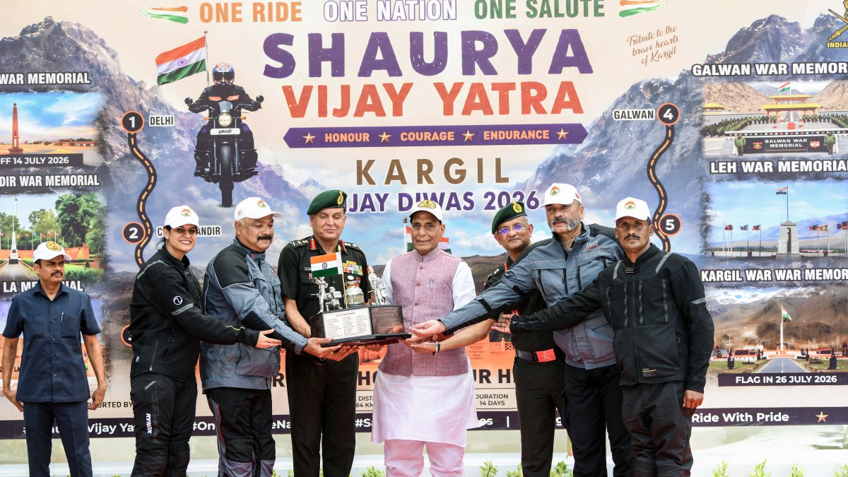 Rajnath Singh flags off Shaurya Vijay Yatra at National War Memorial