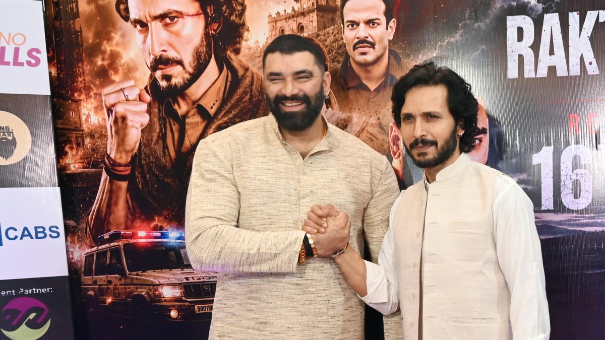 Kranti Prakash Jha and Nikitin Dheer promote Raktanchal Season 3 in Patna