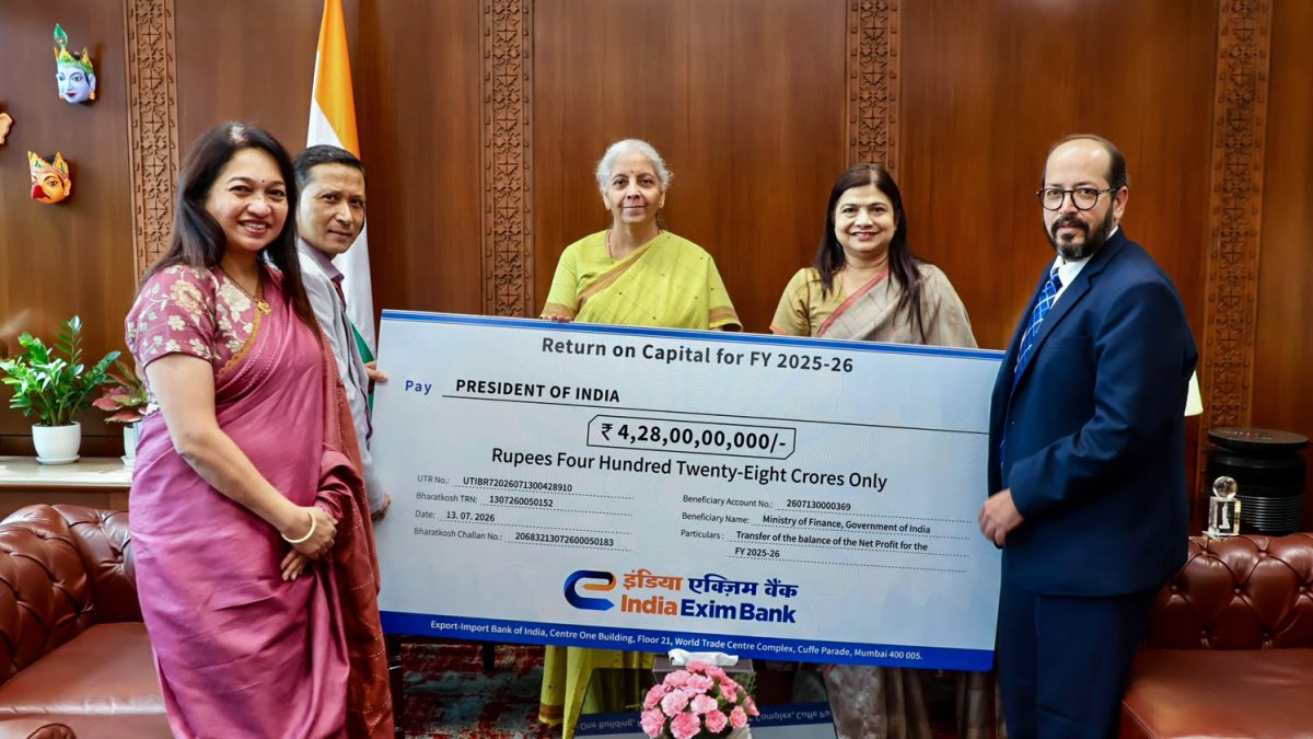 Sitharaman receives Rs 428 crore dividend cheque from Exim Bank