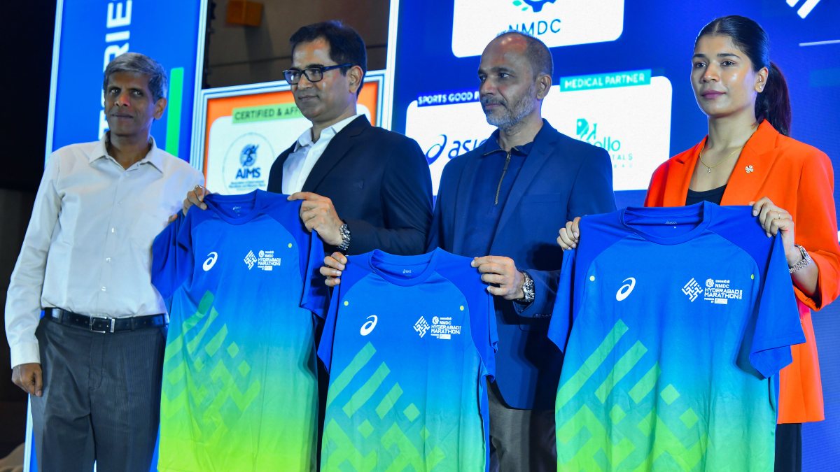 Nikhat Zareen unveils race medal for Hyderabad Marathon 2026