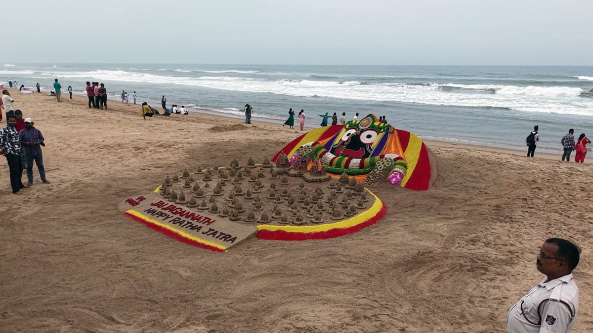 Sand artist Sudarsan Pattnaik creates 100 miniature chariots for Rath Yatra