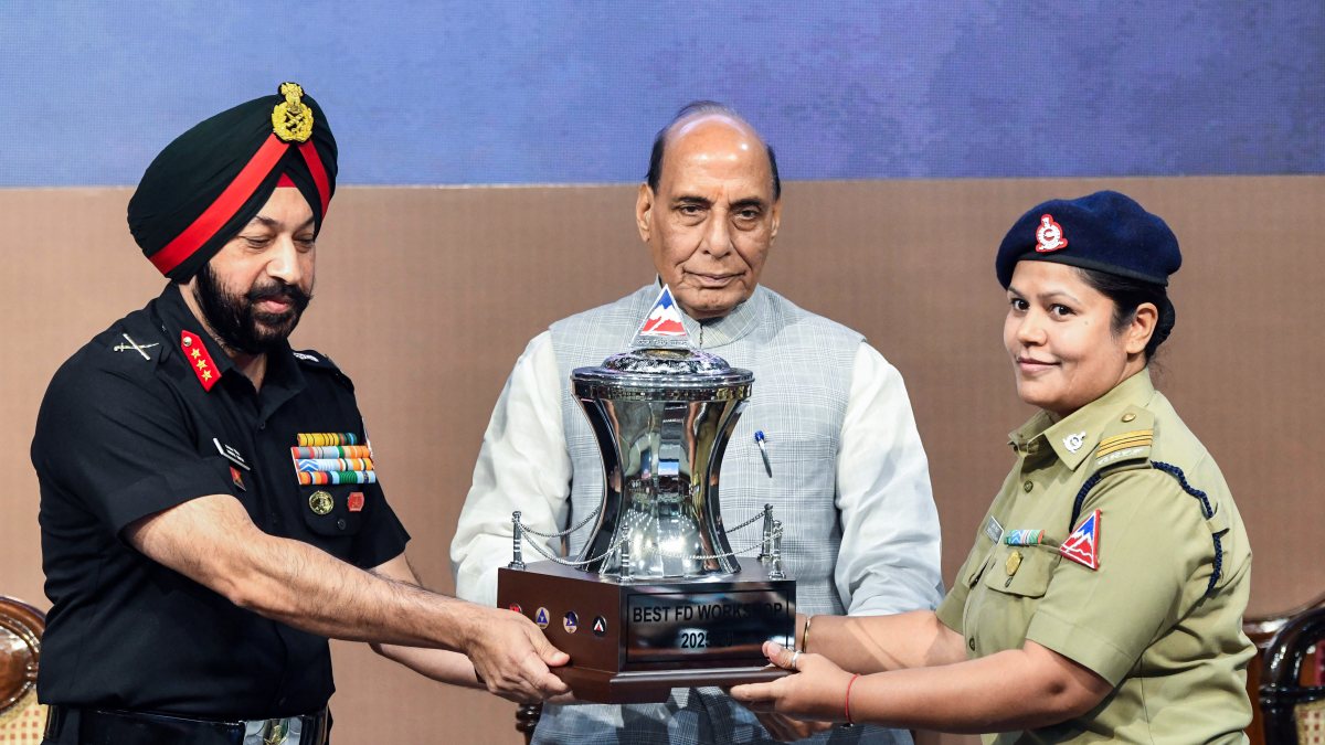 Rajnath Singh honours BRO projects at Strategic Infrastructure Conclave