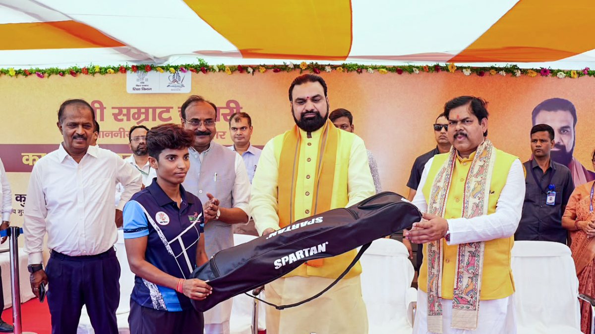 Bihar CM launches live classes for school students